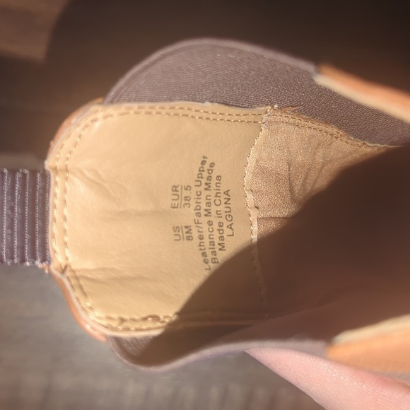 NWOB Sam Edelman® Laguna Weatherproof Boot Size 8M - Picture 8 of 8